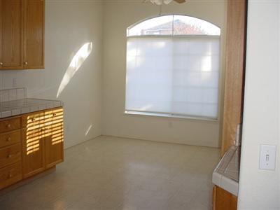 907 Eucalyptus Ct, Lodi, CA 95242 photo 3