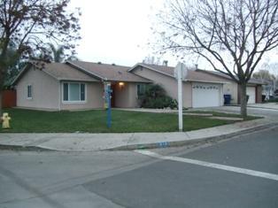 316 Hatfield Ct, Patterson, CA 95363 photo 2