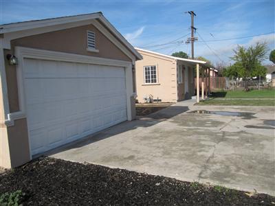 1561 Midway Ave, Modesto, CA 95358 photo 5