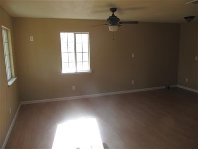 1561 Midway Ave, Modesto, CA 95358 photo 8