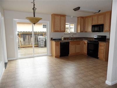 711 Sequoia Ave, Manteca, CA 95337 photo 3
