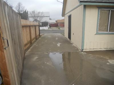 1528 Dezzani Ln, Modesto, CA 95358 photo 14