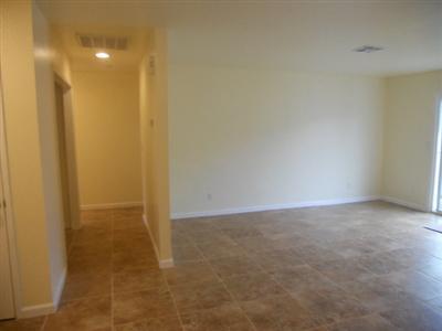 1528 Dezzani Ln, Modesto, CA 95358 photo 8