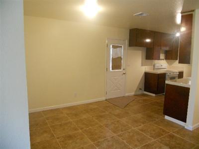 1528 Dezzani Ln, Modesto, CA 95358 photo 5
