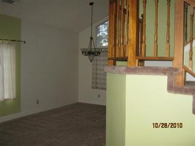 5751 Summit Dr, Rocklin, CA 95765 photo 2