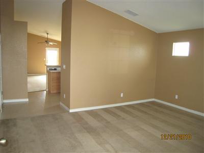 696 Amanda Ct, Merced, CA 95341 photo 3