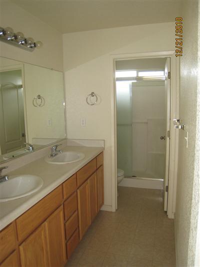 696 Amanda Ct, Merced, CA 95341 photo 13