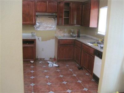 1700 Amesbury Pl, Modesto, CA 95358 photo 3