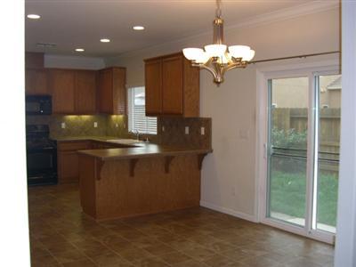 5331 Darpinian Ct, Riverbank, CA 95367 photo 2