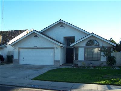 2016 Stracker Way, Modesto, CA 95350 photo 1