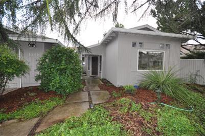 1312 Redwood Ln, Davis, CA 95616 photo 2