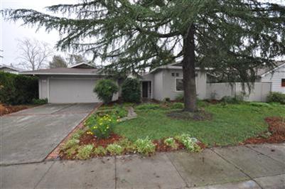 1312 Redwood Ln, Davis, CA 95616 photo 1