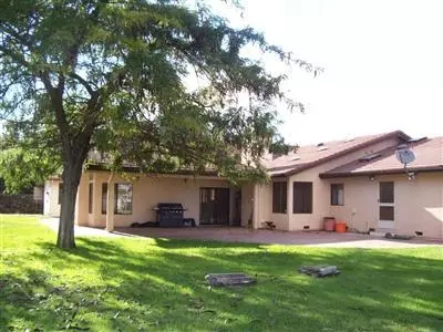 12140 Carnegie Dr, Tracy, CA 95377 photo 8