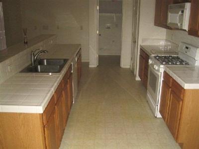 1247 Gannet Ln, Patterson, CA 95363 photo 3