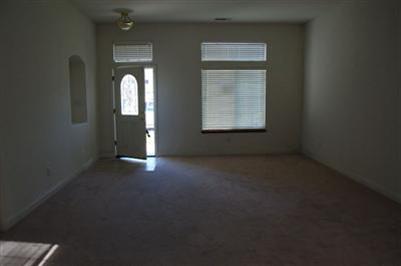 511 Eleni Ln, Manteca, CA 95336 photo 2