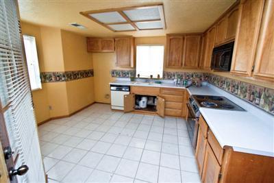 1316 Markham, Modesto, CA 95358 photo 4