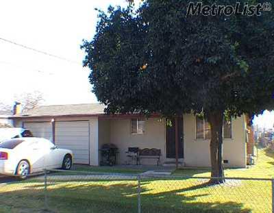 160 E Childs, Merced, CA 95341 photo 1