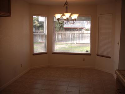 543 Tappan Pl, Manteca, CA 95336 photo 3