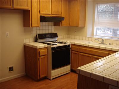 240 Cedar Mountain Dr, Tracy, CA 95376 photo 4