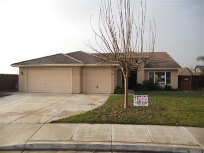 1711 Via Lombardy, Gustine, CA 95322 photo 1