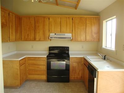 1511 Charlottesville Ln, Ceres, CA 95307 photo 2