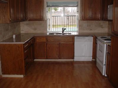 1840 Innsbrook Dr, Modesto, CA 95350 photo 3