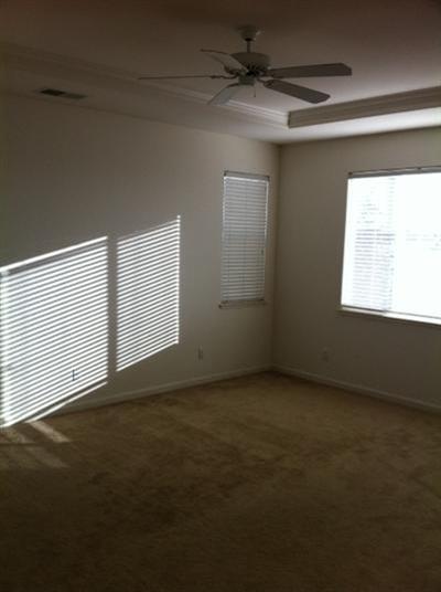 940 Saffron Dr, Tracy, CA 95377 photo 4
