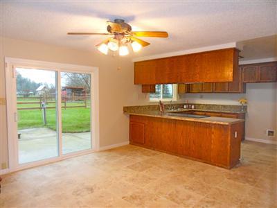 8332 16th St, Elverta, CA 95626 photo 5
