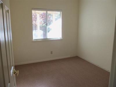 899 Millson Ct, Galt, CA 95632 photo 6