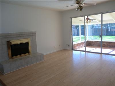1900 Elder Ln, Modesto, CA 95355 photo 2