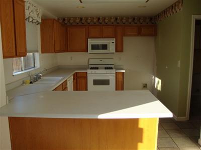 697 Robert L Smith Dr, Tracy, CA 95376 photo 5