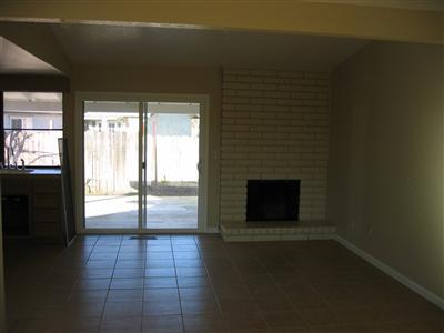 2601 E Orangeburg Ave, Modesto, CA 95355 photo 7