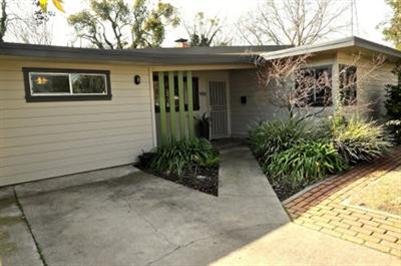 906 E Fairmont Ave, Modesto, CA 95350 photo 1
