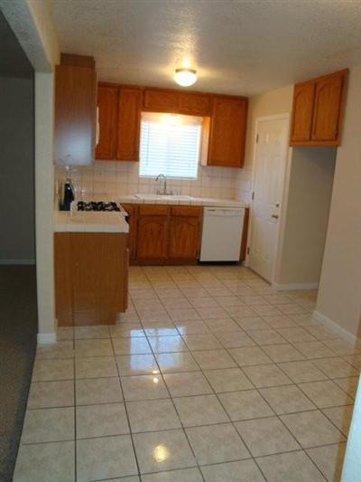 1401 Orlando Dr, Modesto, CA 95351 photo 4