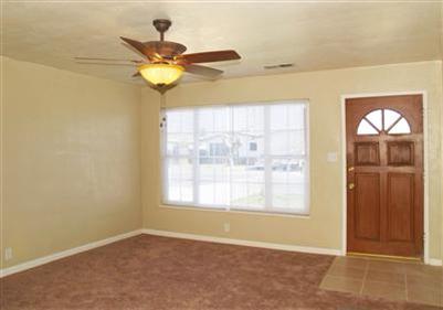 423 S Willow Ave, Manteca, CA 95337 photo 3