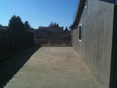 1411 W 4th St, Ripon, CA 95366 photo 3