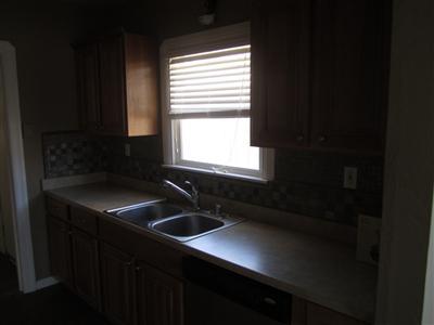 308 E Locust St, Lodi, CA 95240 photo 4