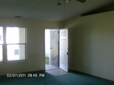 2072 Ridgecrest Dr, Modesto, CA 95351 photo 4