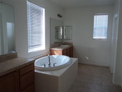 1118 Cabanel Ln, Patterson, CA 95363 photo 7