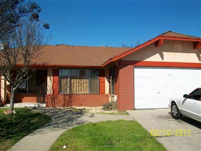 2045 Scotch Pine Dr, Modesto, CA 95351 photo 1