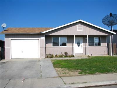 9204 Castro, Planada, CA 95365 photo 1