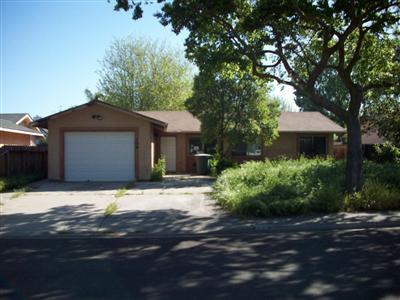124 Leverton Dr, Patterson, CA 95363 photo 1