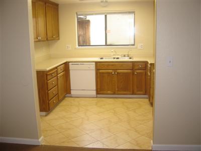 1509 Tupper Ln, Modesto, CA 95351 photo 2