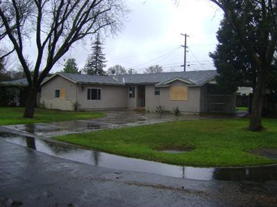 500 Ribier Ave, Modesto, CA 95350 photo 1