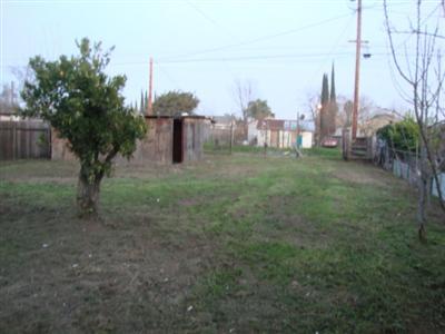 1726 Las Vegas St, Modesto, CA 95358 photo 2