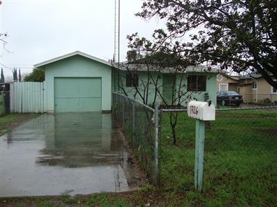 1726 Las Vegas St, Modesto, CA 95358 photo 1