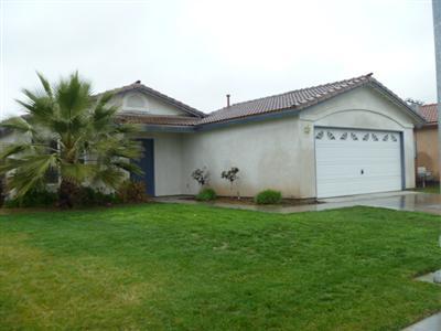 19 S Dana Ave, Planada, CA 95365 photo 2