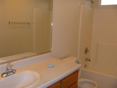 19 S Dana Ave, Planada, CA 95365 photo 8