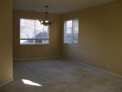 3501 Parkcrest Dr, Modesto, CA 95355 photo 4
