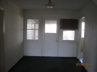 435 1st St, Lodi, CA 95240 photo 2